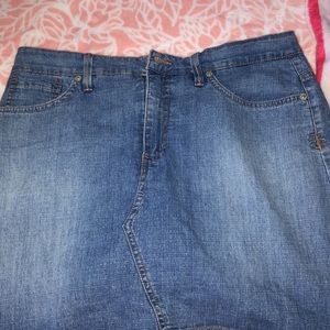Denim skirt